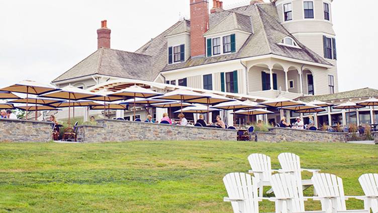 Atlantic Inn terrace and lawn with Adirondack chairs on Block Island